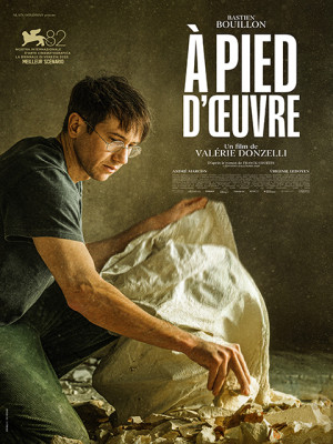 À PIED D'ŒUVRE